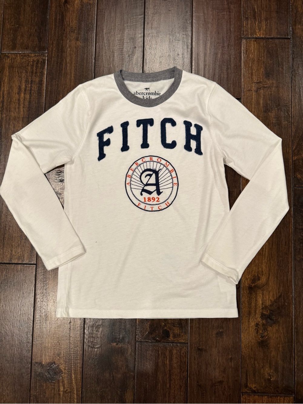 Abercrombie & Fitch White Long-Sleeve Logo Tee with Navy & Gray Accents